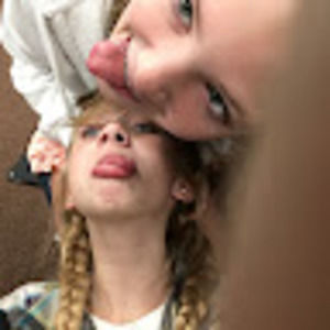 Meet your Posher, Ava